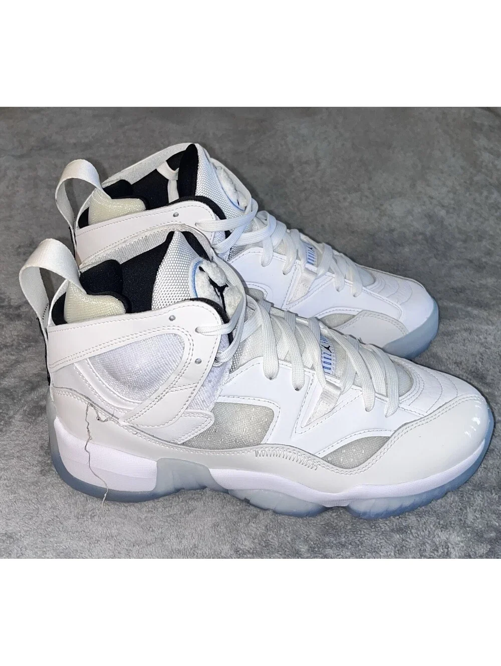 Nike Air Jordan Jumpman Two Trey Legend Blue Size 7 Y D08431-104